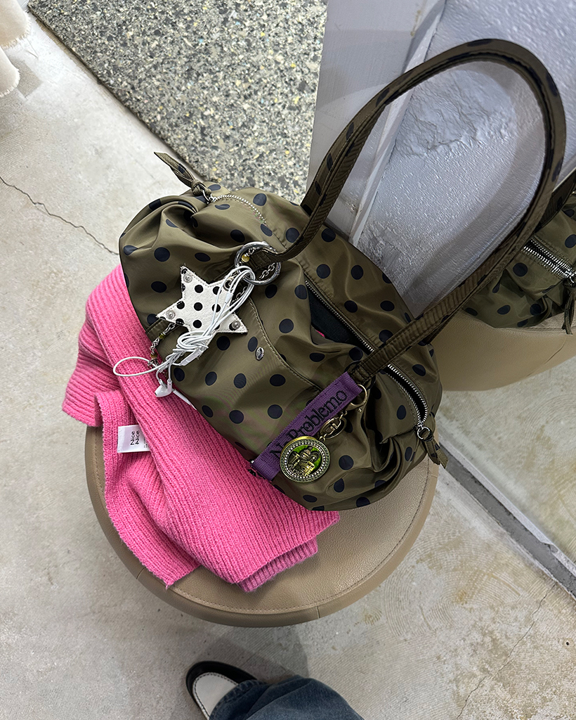 アウトポケットサイドギャザードットボストンバッグ