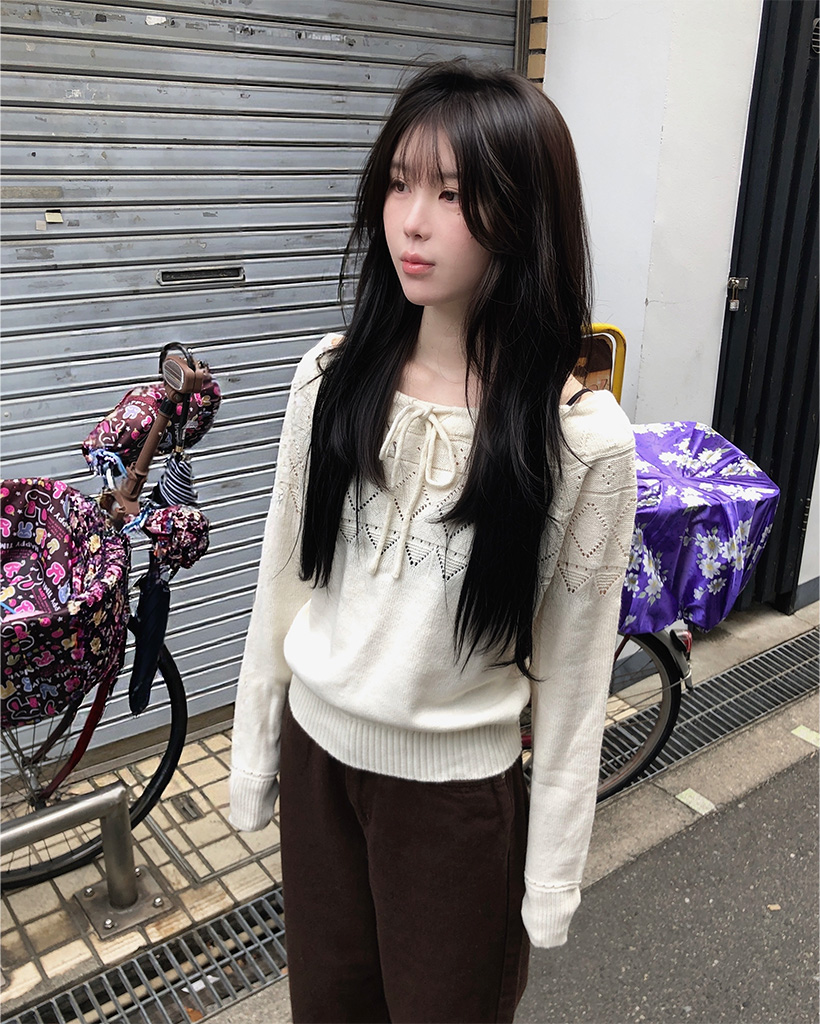 リボンシャーリングポイント長袖ニット