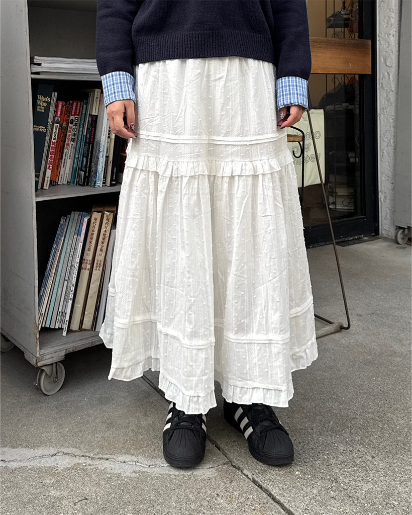フリルロングスカート