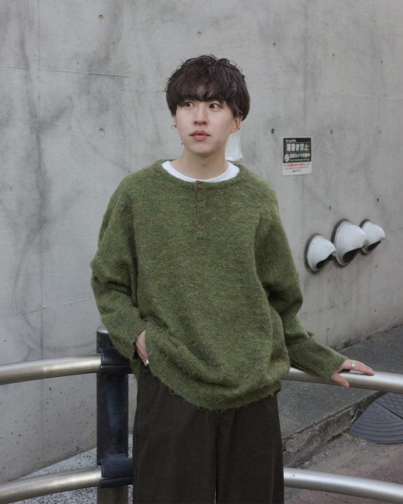 メランジヘンリーネックニット