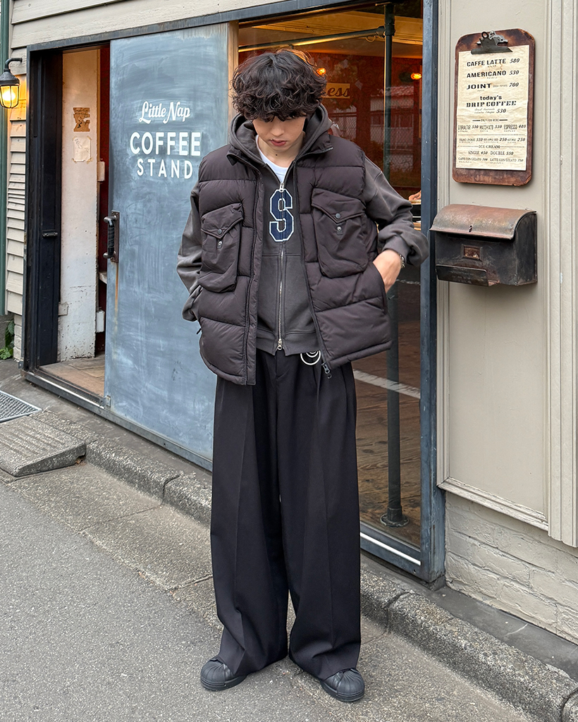 （ユニセックス）アンバランスバストポケットダウンベスト