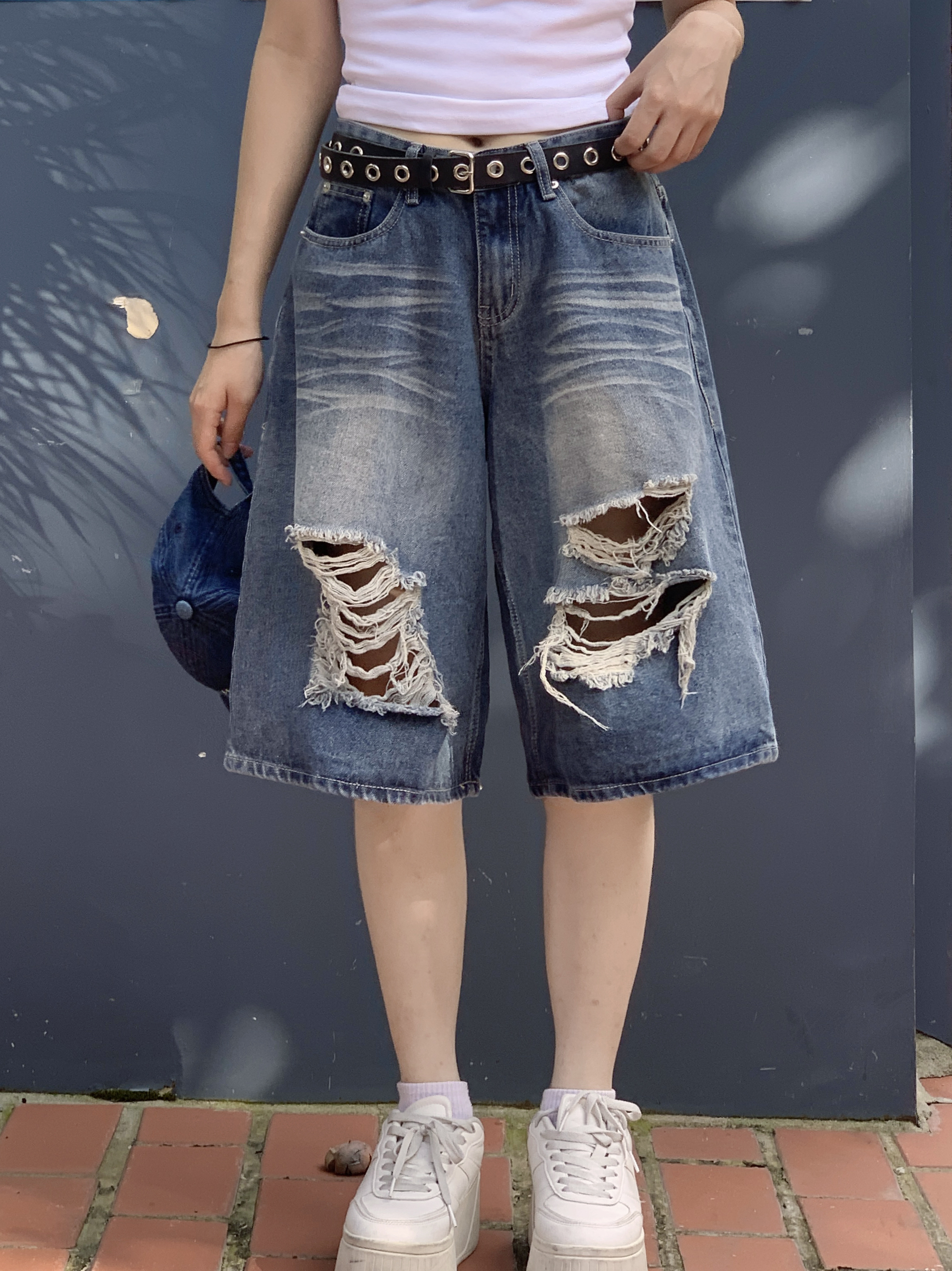 ダメージ クラッシュ ハーフパンツ ワイド 穴あき 七分丈 nr9668 ankoROCK（アンコロック）の「a.p.o.v. -ankoROCK's select