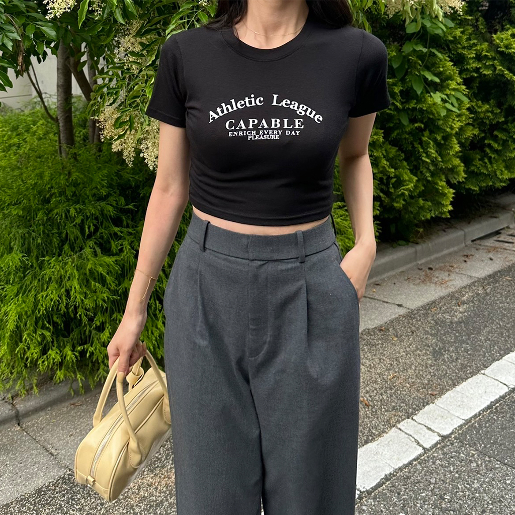 スリムクロップド半袖Tシャツ | ファッション通販サイト NUGU