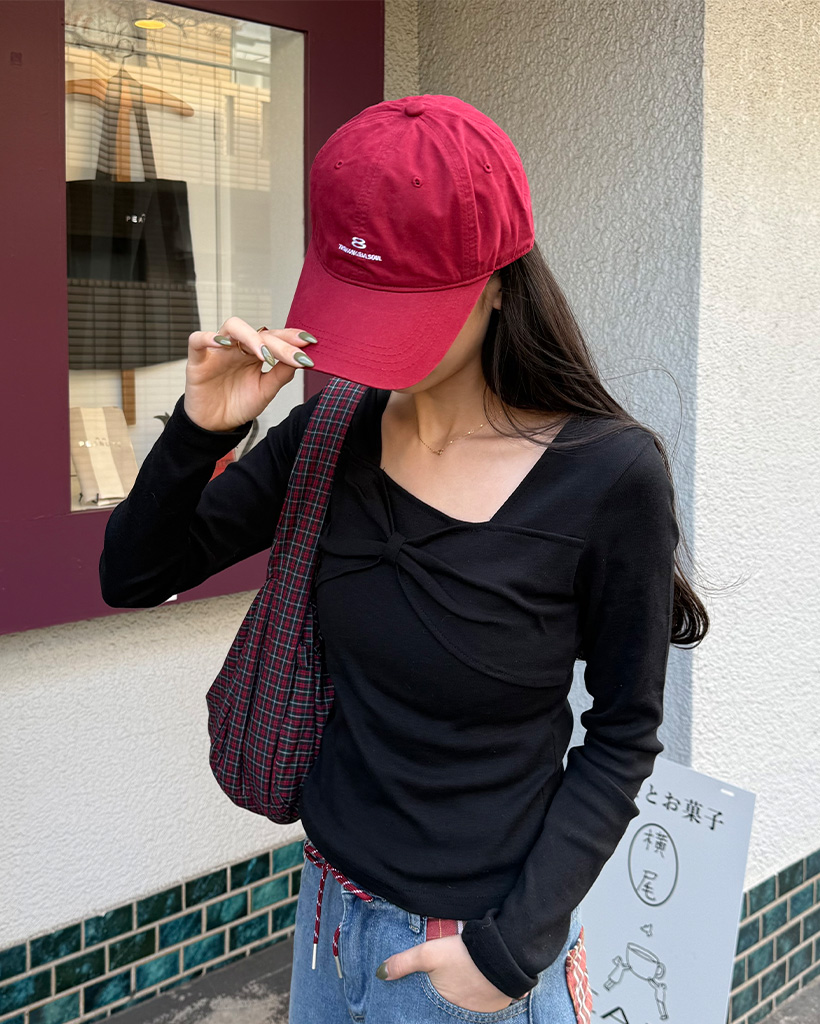 バストリボンポイントスクエアネックTシャツ