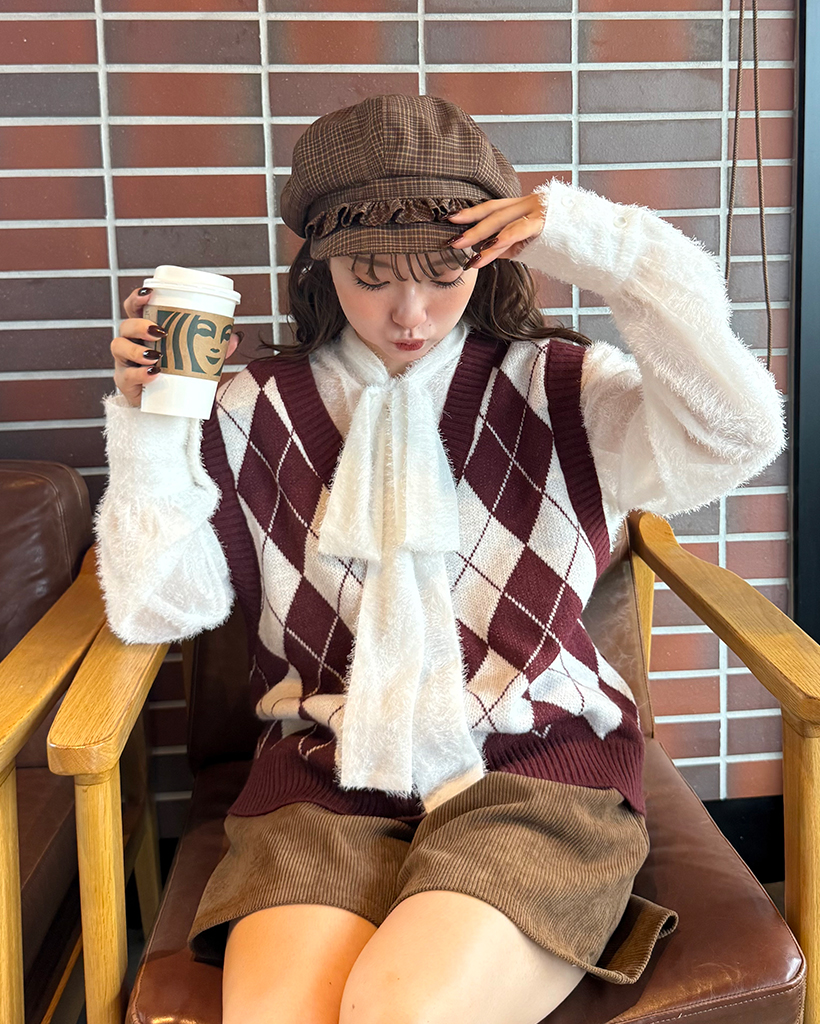 Vネックアーガイルニットベスト | ファッション通販サイト NUGU