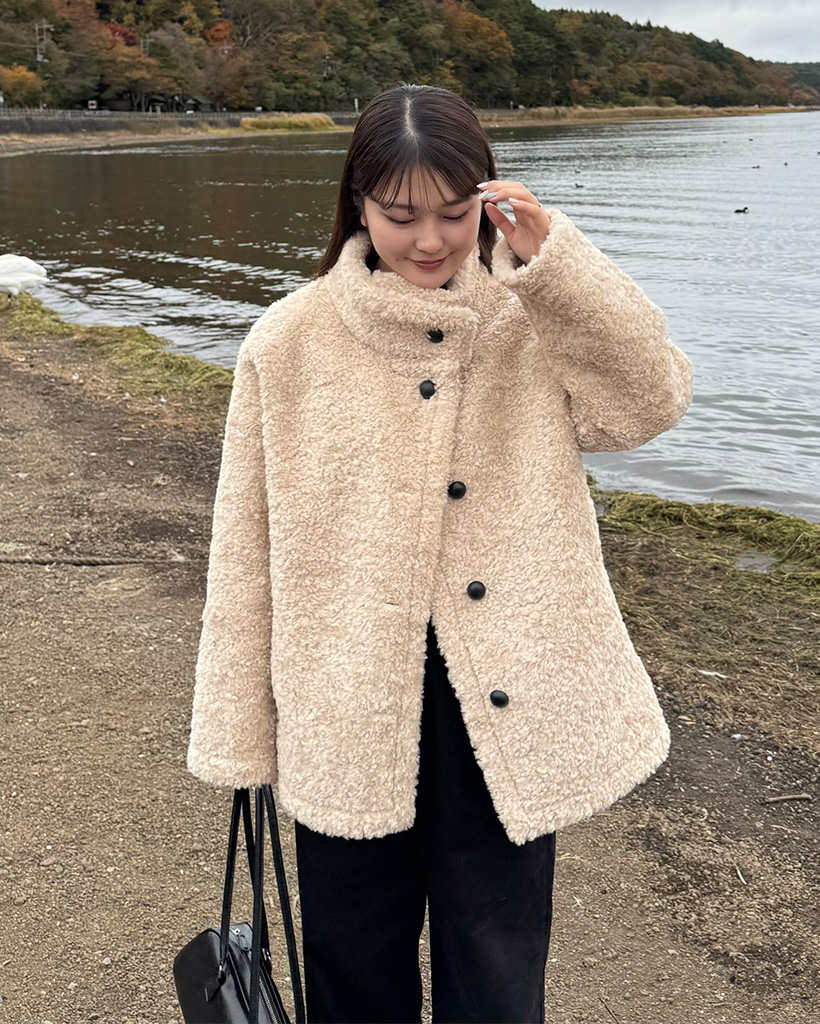 フリースボタンポイントハーフコート