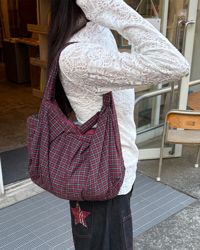 チェックシャーリングショルダーバッグ