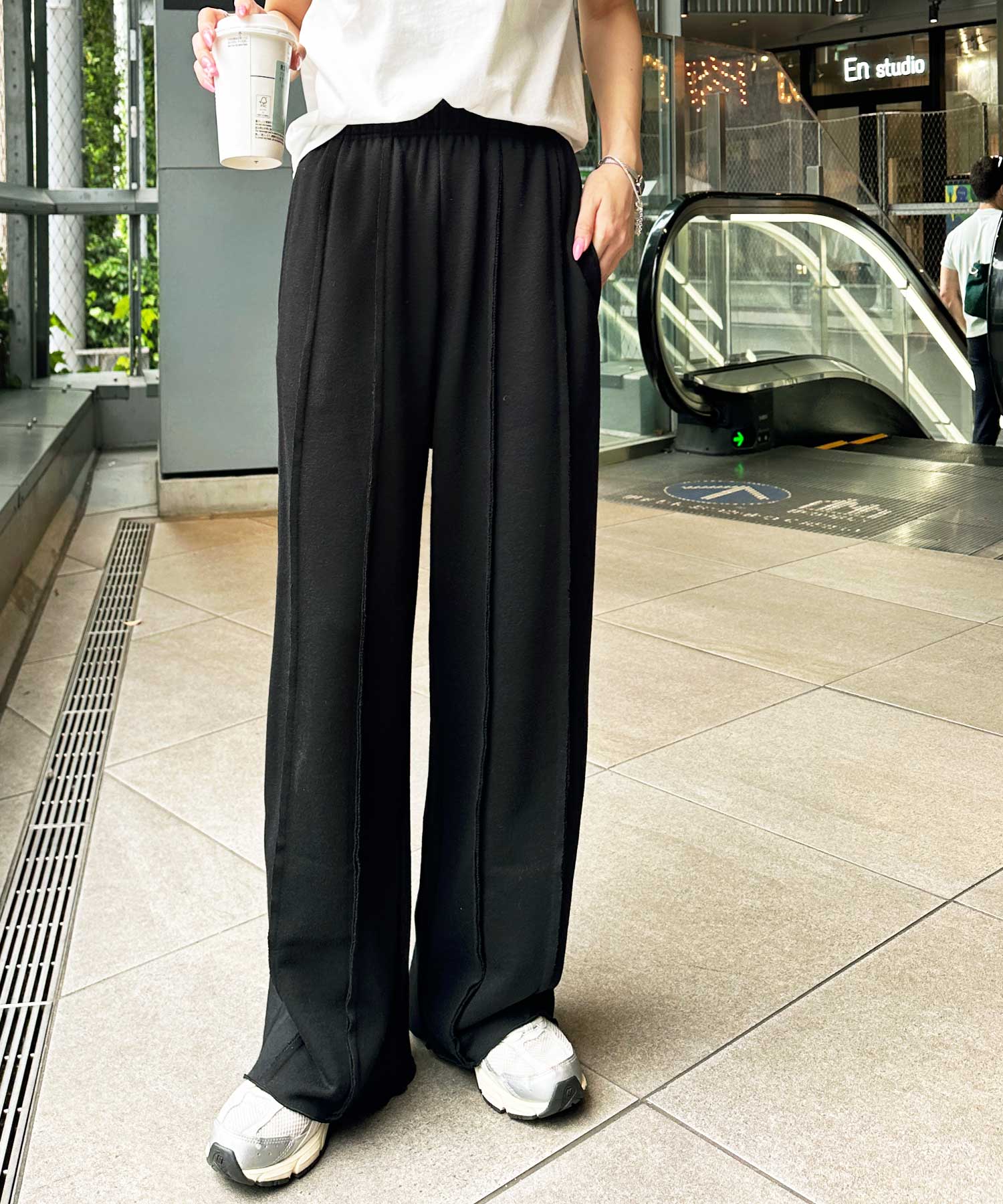 クレッシェント　可愛いパンツ ナイロンタックワイドパンツ｜ACLENT（アクレント）