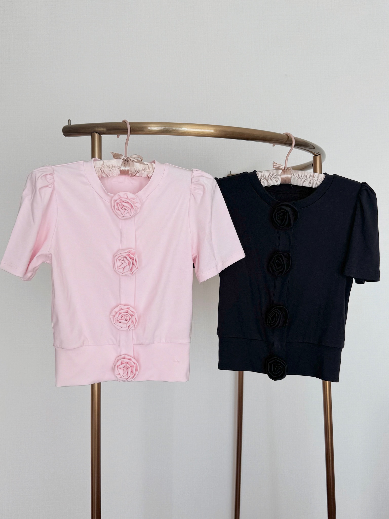 Rose flower motif short sleeve cardigan