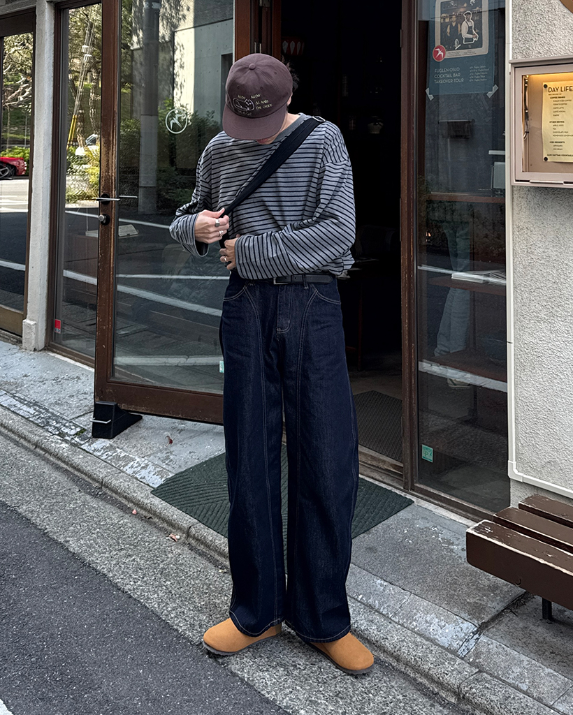 ブラックストライプロングTシャツ | ファッション通販サイト NUGU