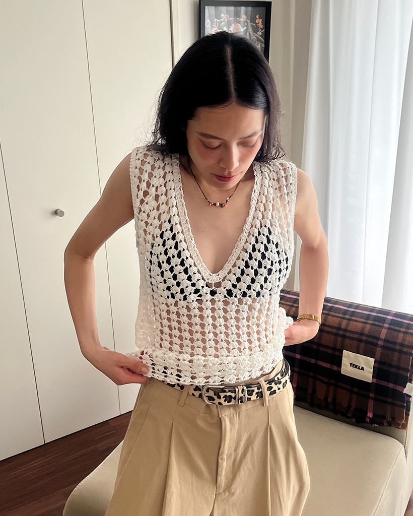 GALERIE VIE ダブルクロスVネックスリーブレスベスト ダブルクロススリーブレスカップインプルオーバー(F IVORY