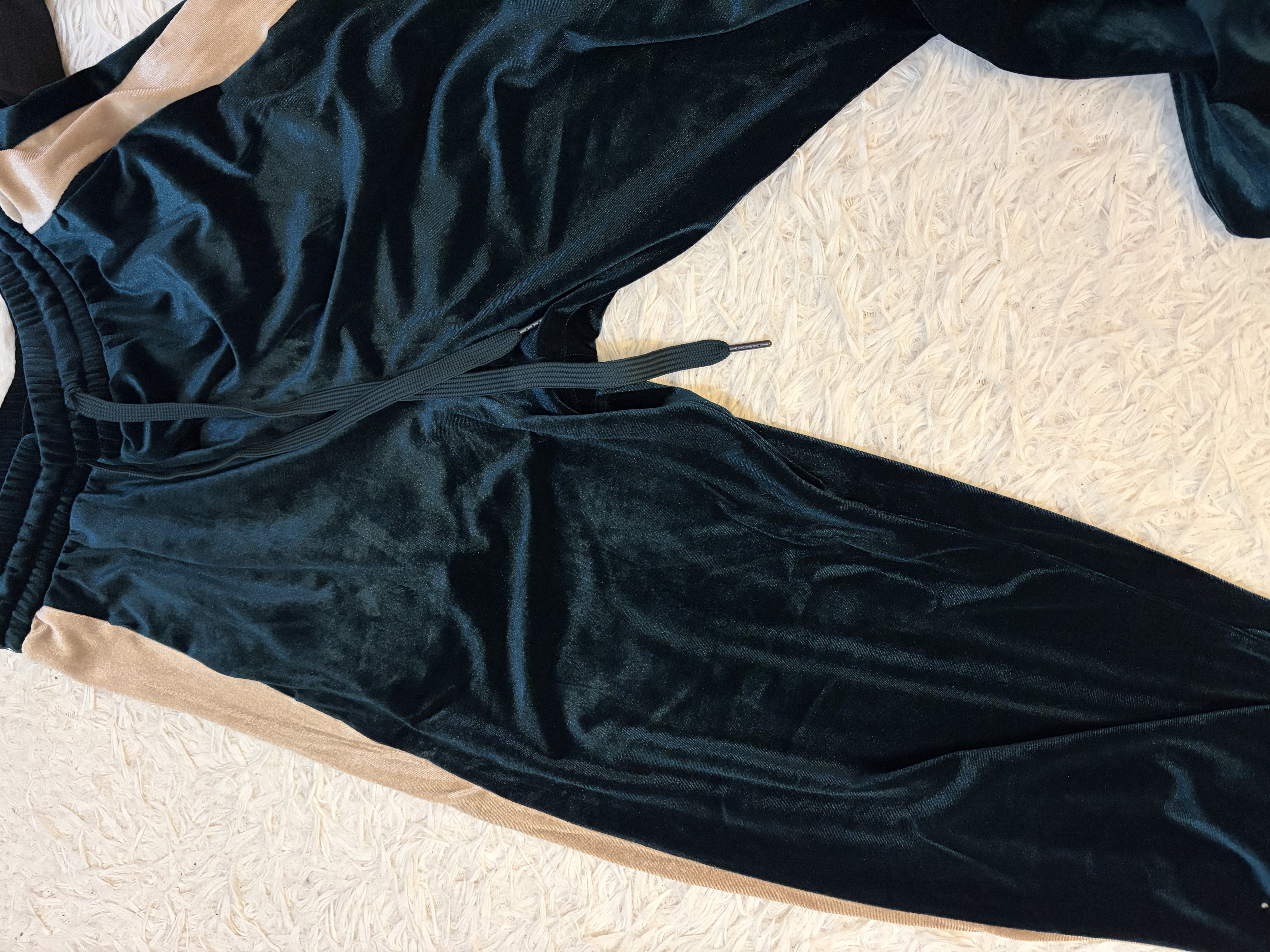 サイドラインベロアパンツ | ファッション通販サイト NUGU