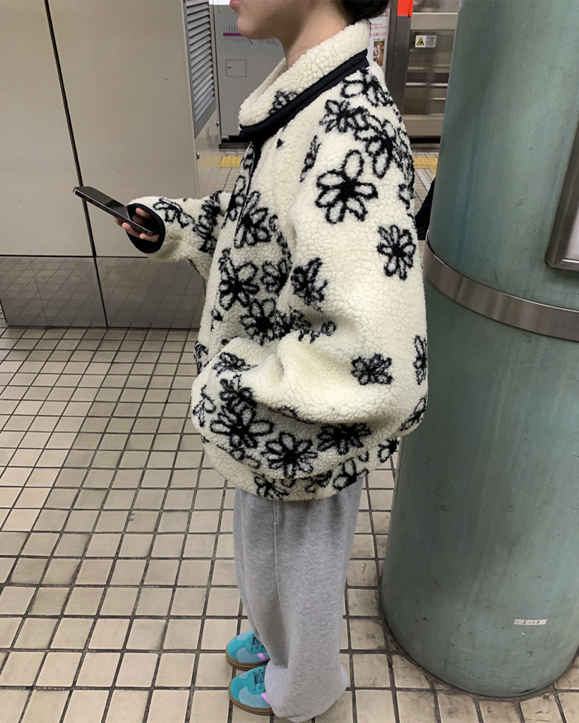 リバーシブルバイカラーボアフラワージャケット | ファッション通販