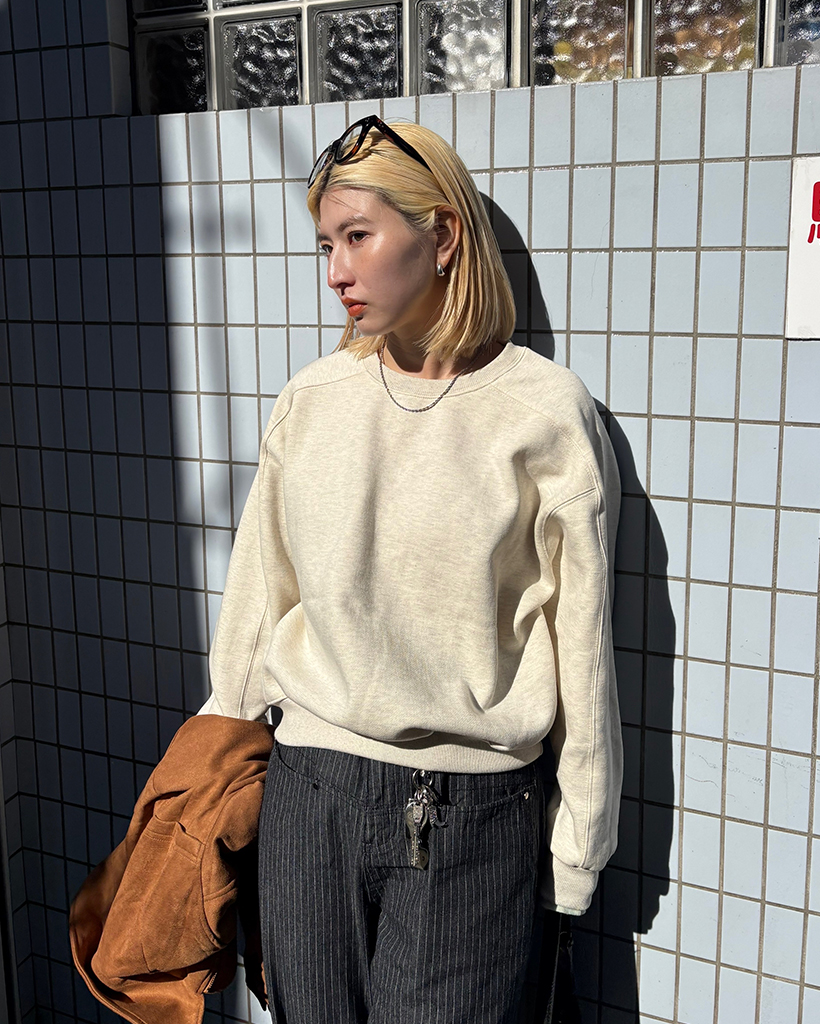 ラグランヨークショルダーセミクロップド裏起毛スウェット