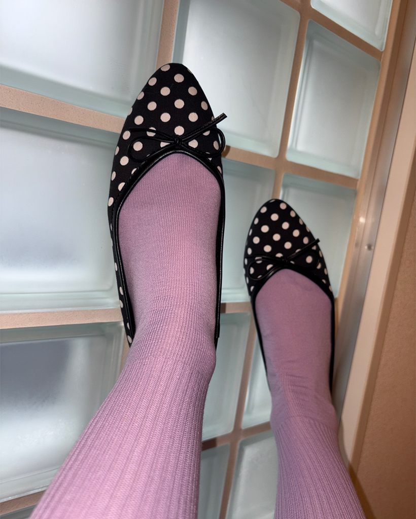 ドットアーモンドトゥパンプス