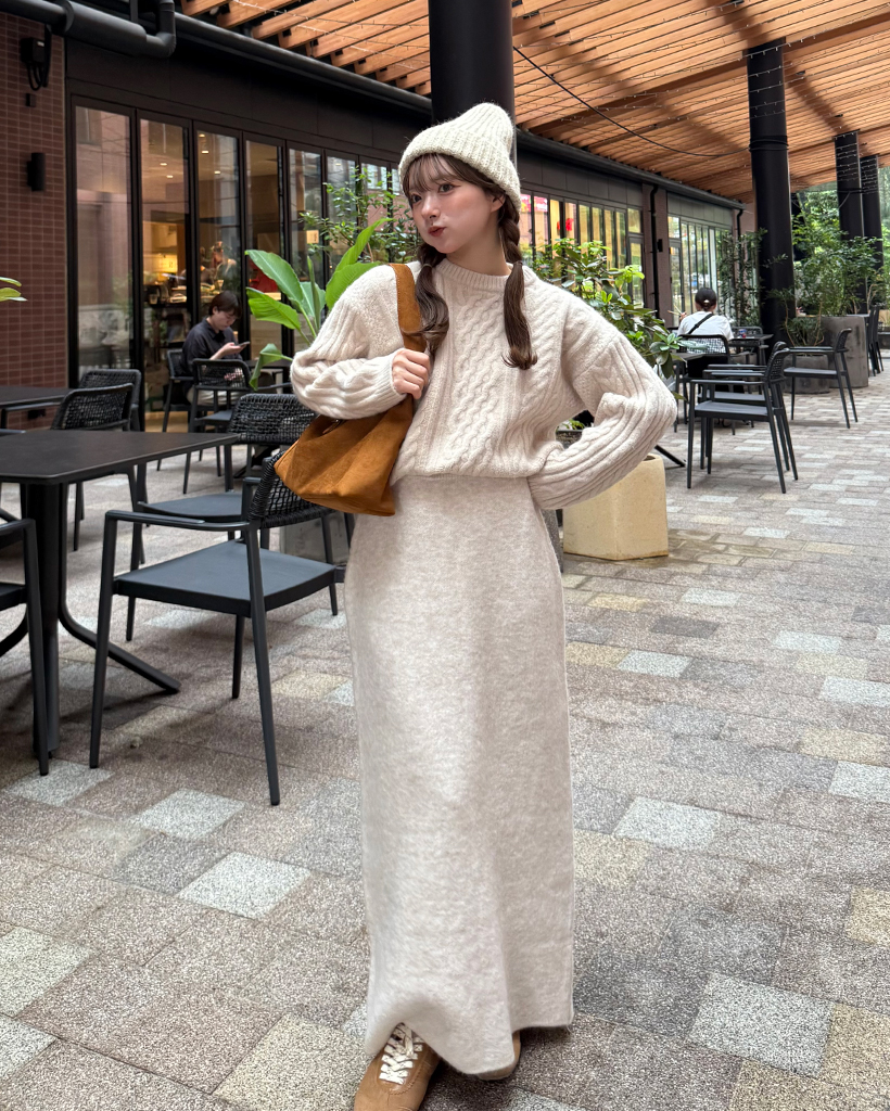 ◆guguguページ◆ ケーブルオーバーフィットラウンドニット | ファッション通販サイト NUGU