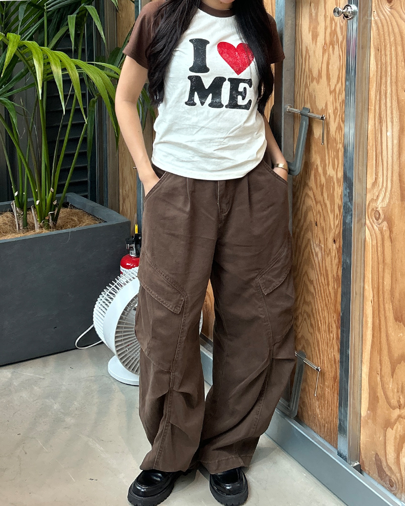 loveレタリングラグランハーフスリーブTシャツ | ファッション