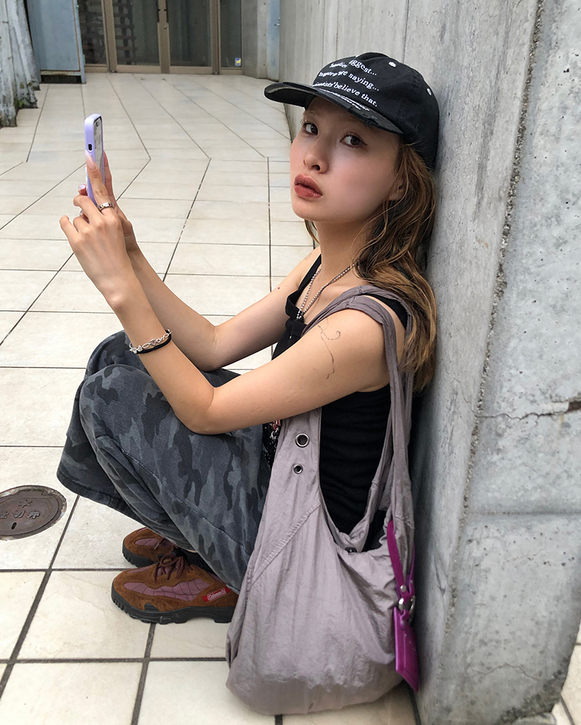 カモフラージュフラップポケットバミューダデニムパンツ