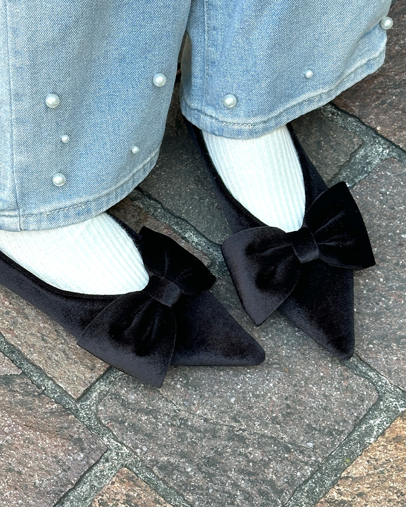 ビッグリボンポインテッドトゥ