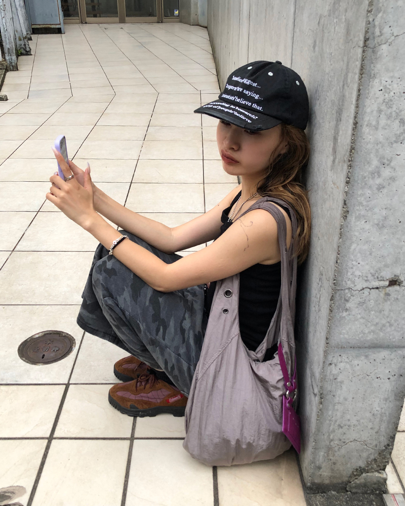 ぽんこ カモフラージュフラップポケットバミューダデニムパンツ