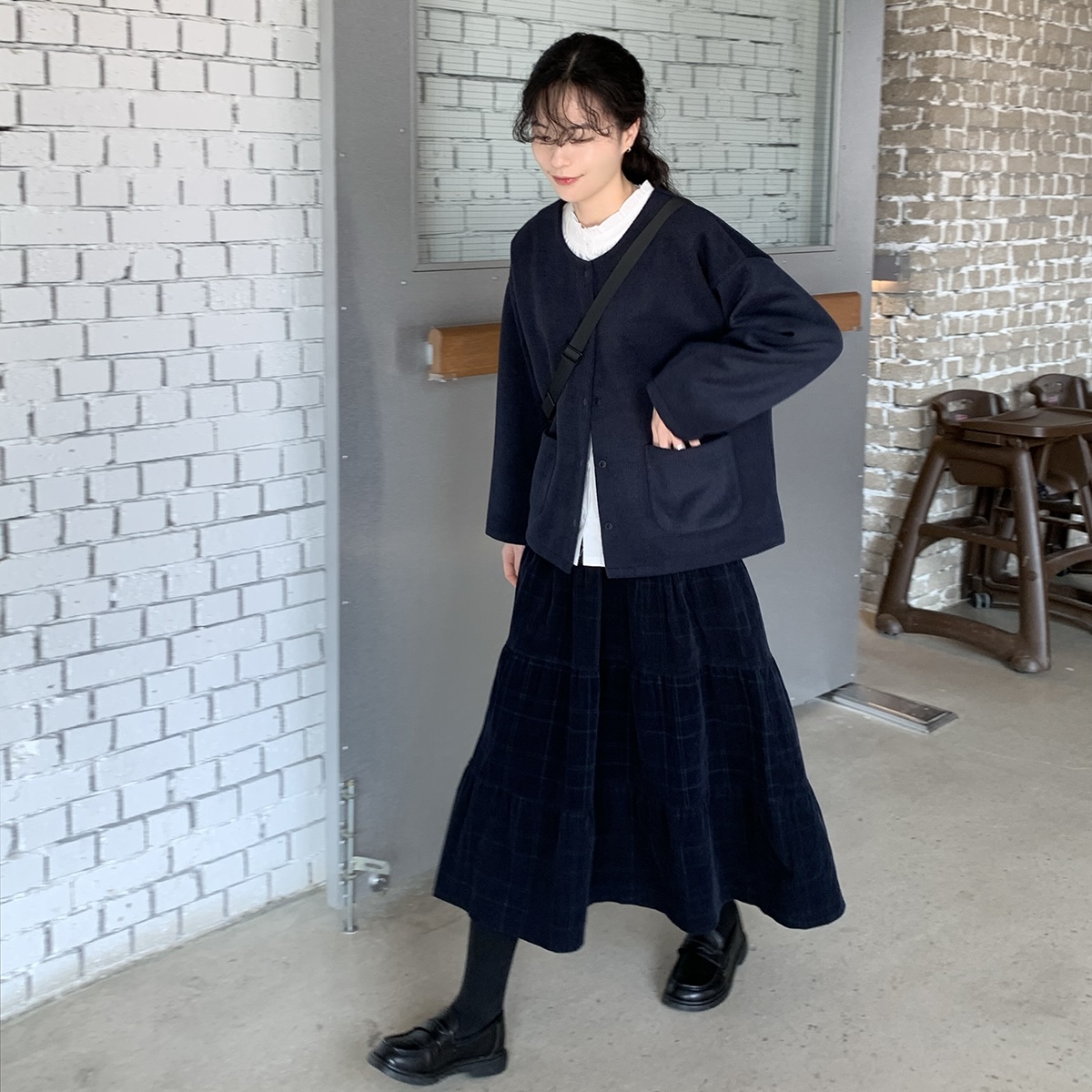 イッセイミヤケ プリーツプリーズ ワイドクロップドパンツ　ガウチョ　ネイビー 3 プリーツプリーズ イッセイミヤケ パンツ プリーツプリーズ