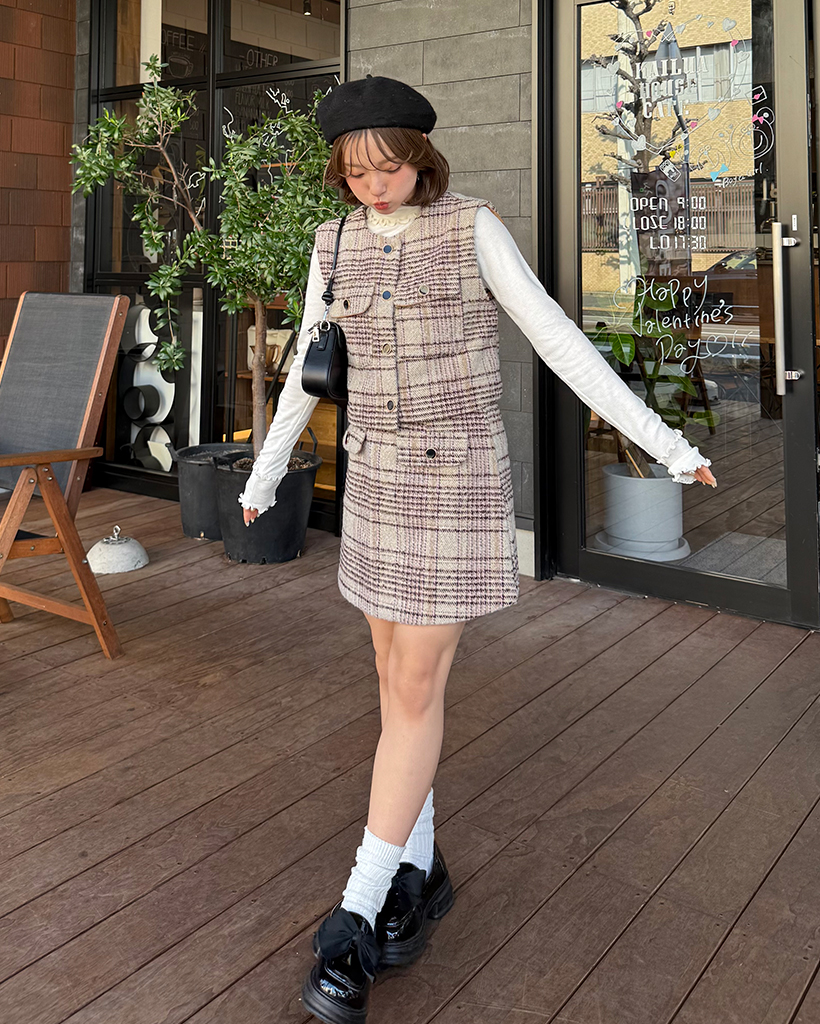 ナップツイードチェックベスト＆ミニスカートセットアップ