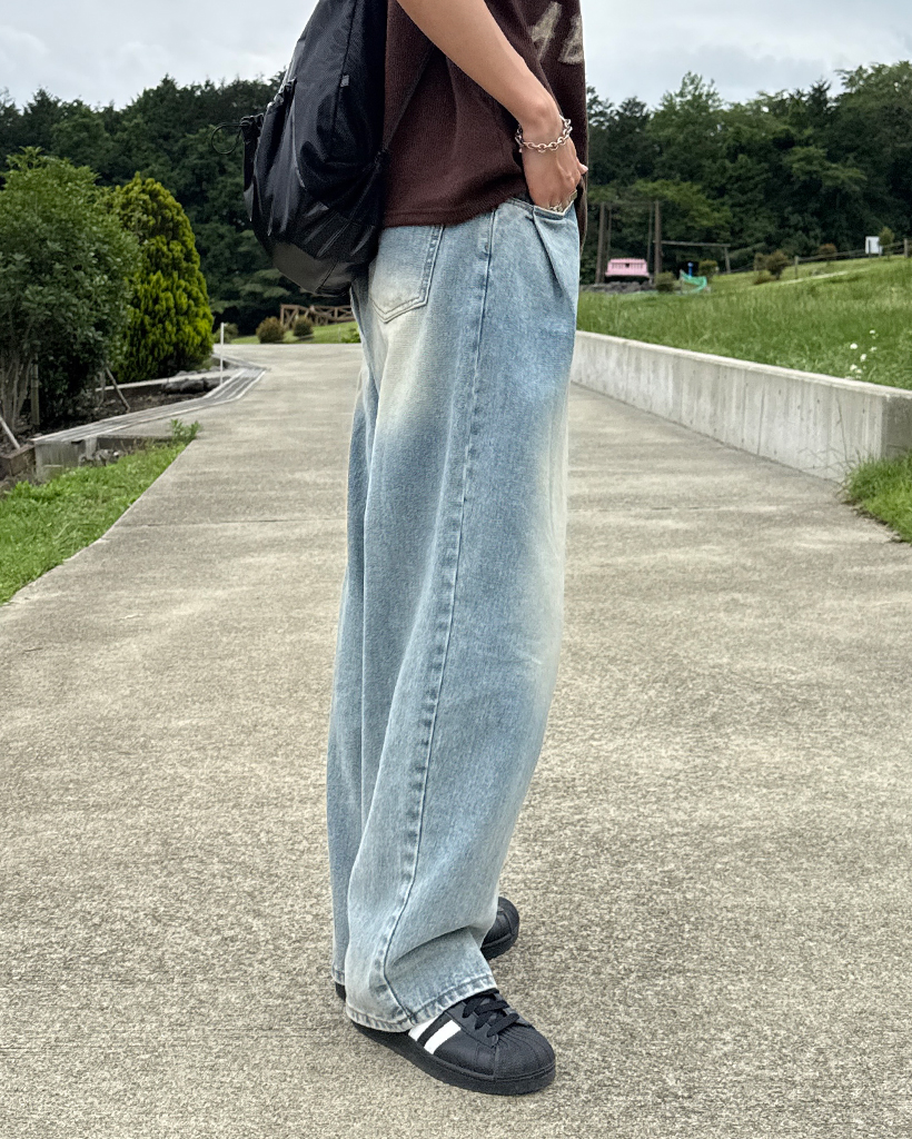 ユニセックス）ワンタックバルーンデニムパンツ | ファッション