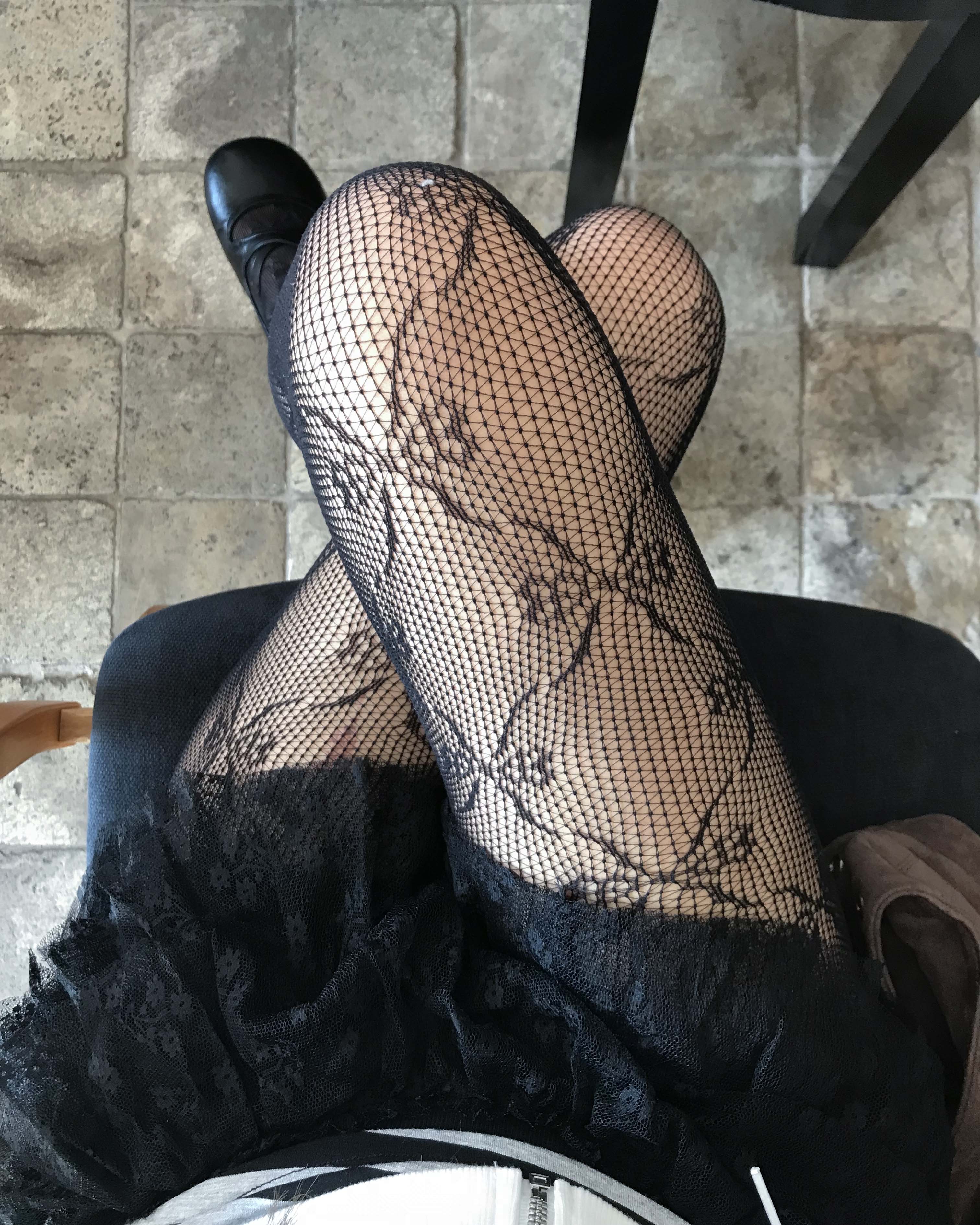Ribbon lace stockings