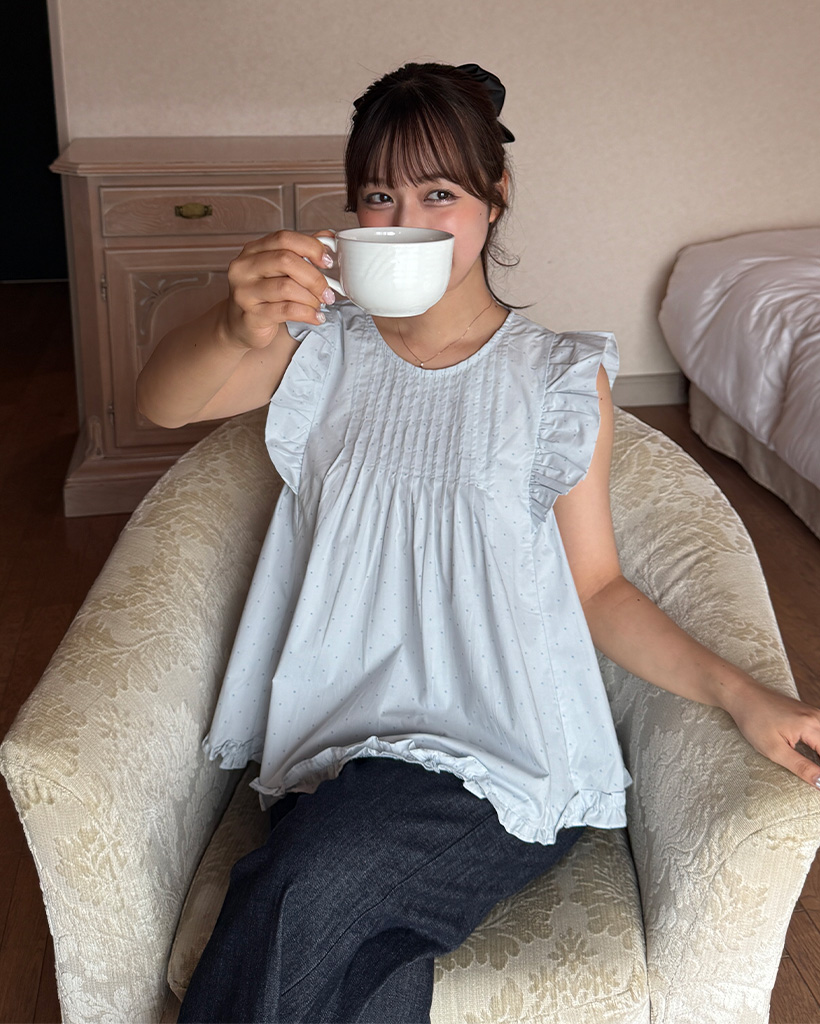 ドットフリルノースリーブブラウス | ファッション通販サイト NUGU