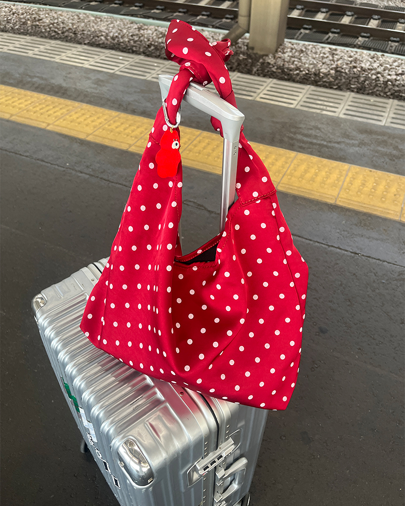 ‼️激レア‼️ beauty:beast ショルダーバッグ レッド 激レア‼️ beauty:beast ショルダーバッグ レッド