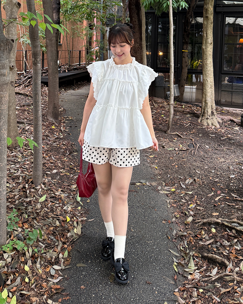 ホワイト ショートパンツ ゴムウエスト モンクレール ホワイト