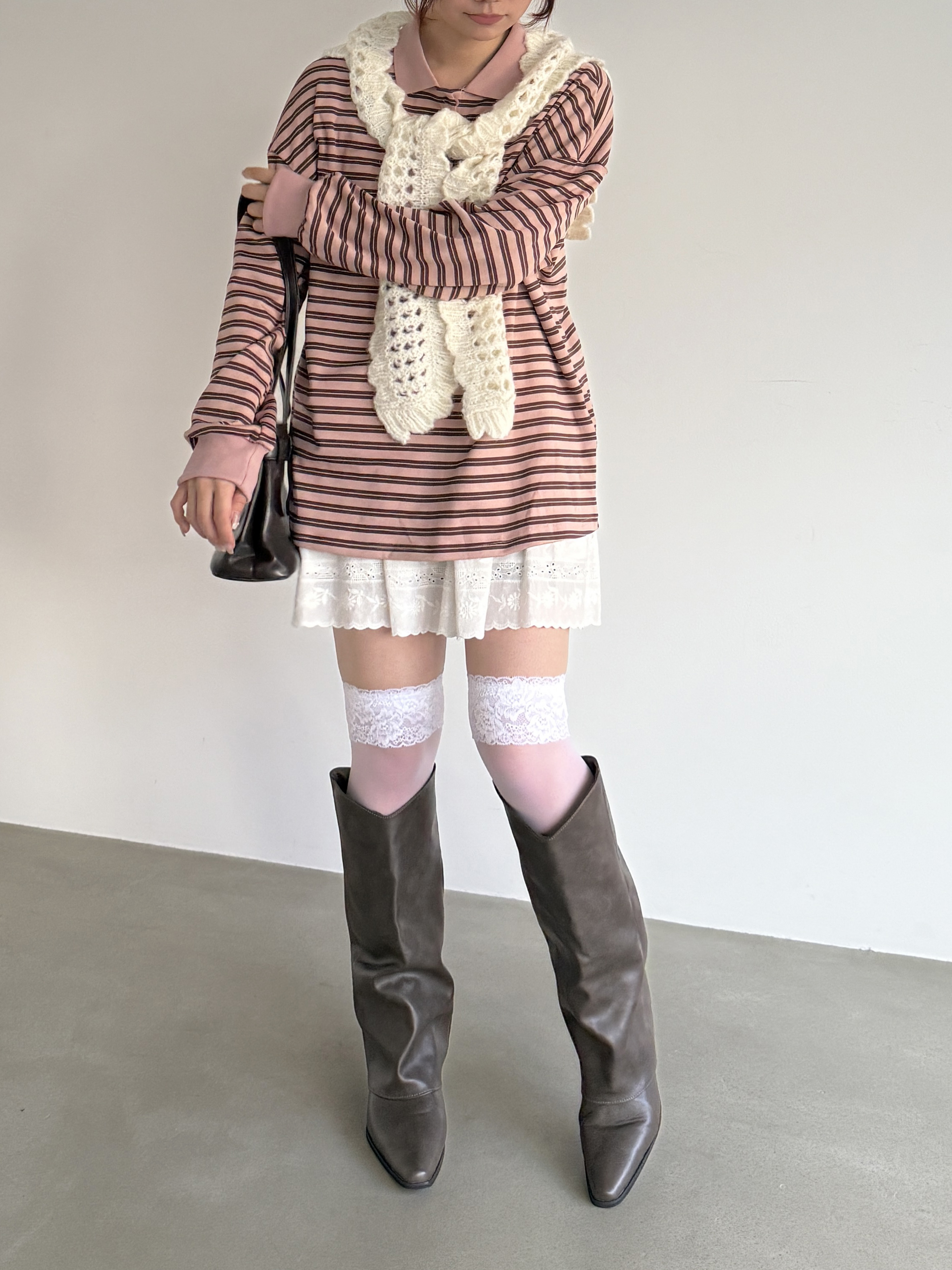 レース付きストッキングオーバーニー
