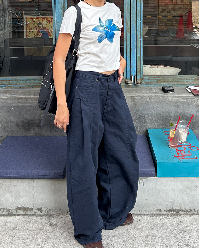 ブルーハイビスカスクロップドスリムTシャツ | ファッション通販