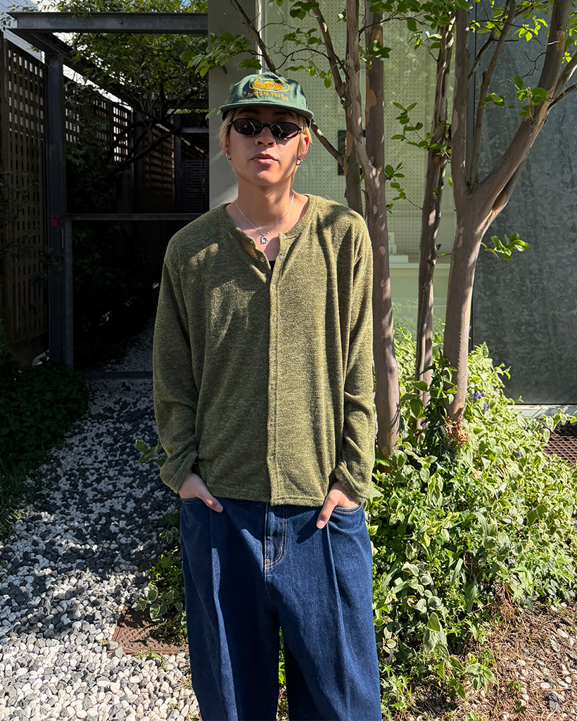 ラウンドネックカーディガン