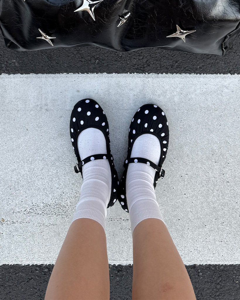 ドットストラップフラットシューズ