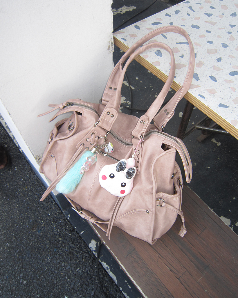 ショルダーバッグ・ポシェット Belted Washed Leather Bag BABY PINK F25QE990 Belted Washing Leather Bag (Baby Pink) F25QE990 - FANCY CLUB