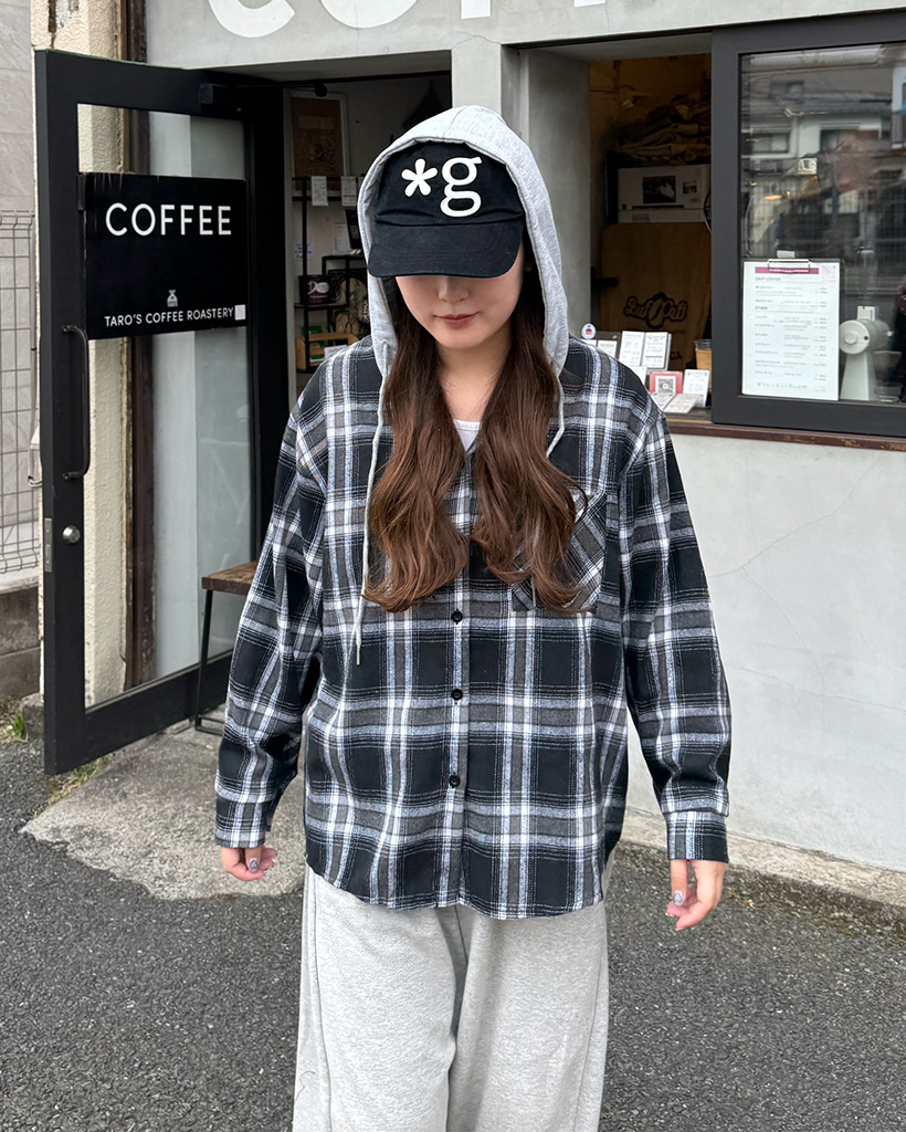 フード付きチェック柄シャツ