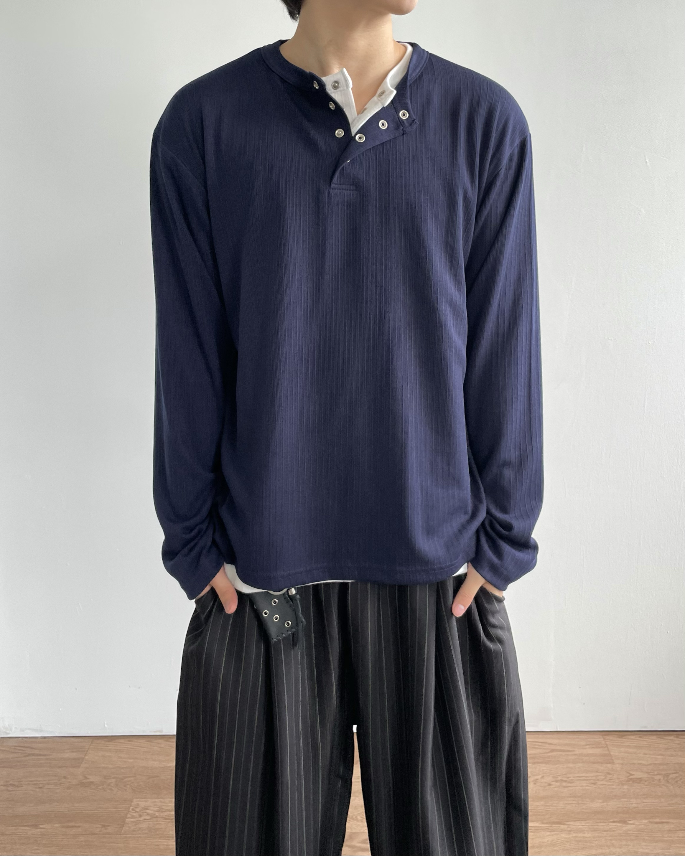 ヘンリーネックＴシャツ