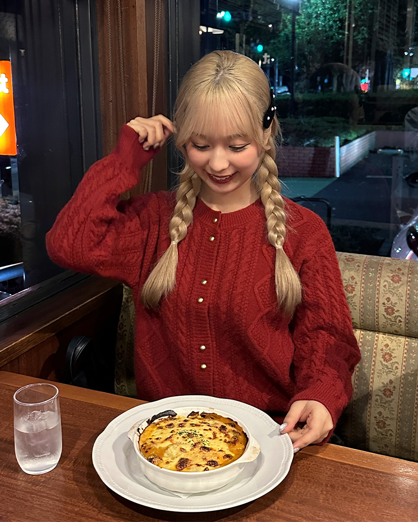 ツインボタンツイストニットカーディガン