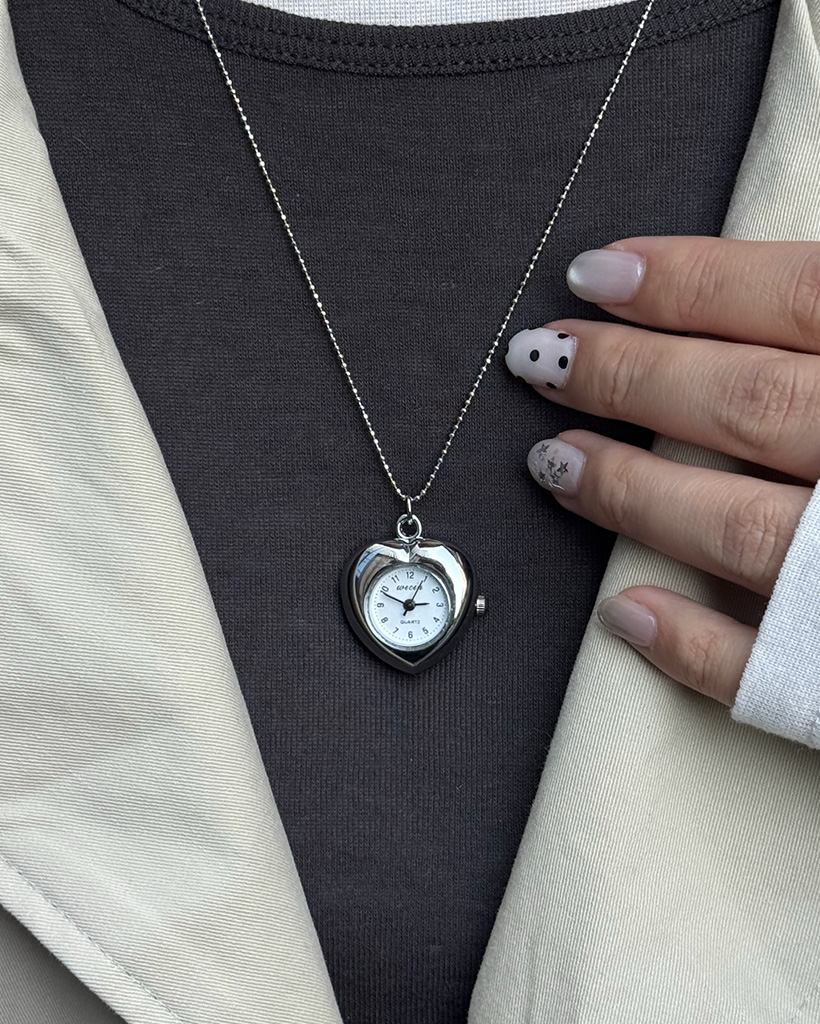 時計ペンダントネックレス