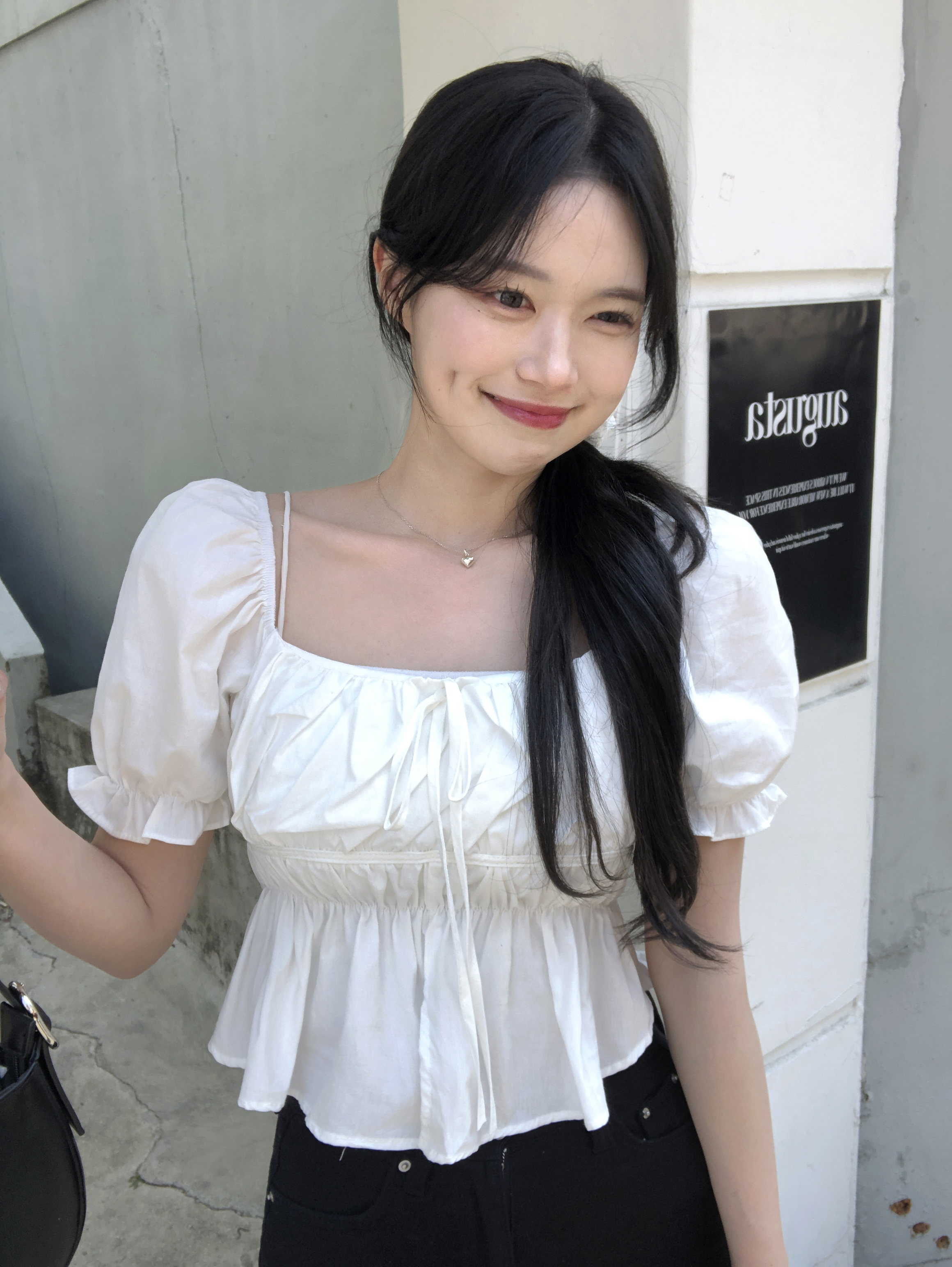 2way]シャーリングフリルブラウス | ファッション通販サイト NUGU