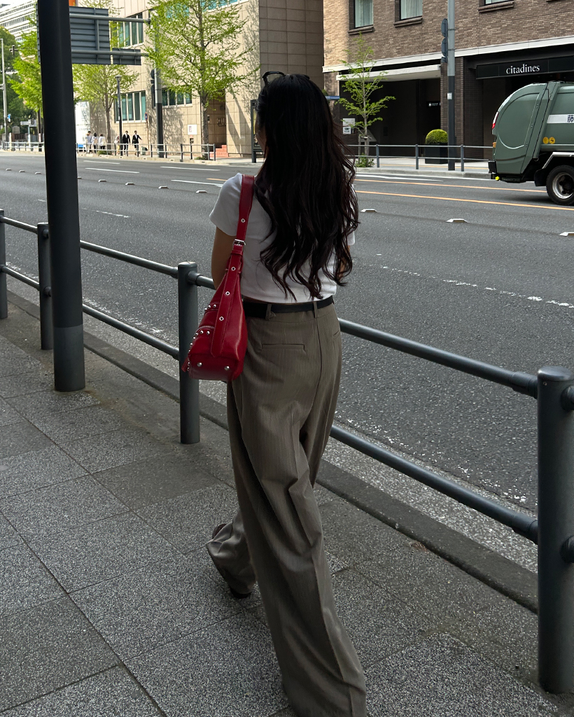 ピンストライプセンタープリーツワイドスラックス