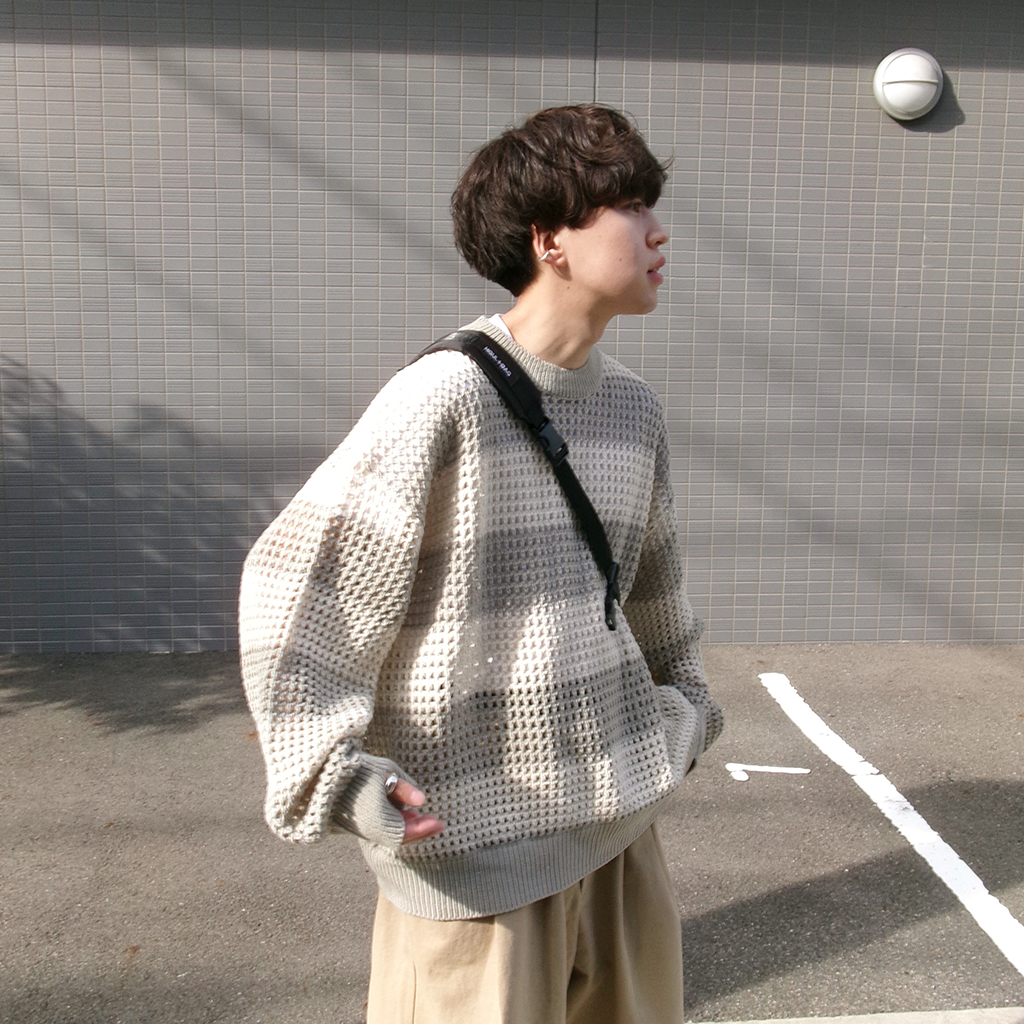 (ユニセックス) ネットボーダー配色ラウンドネックニット