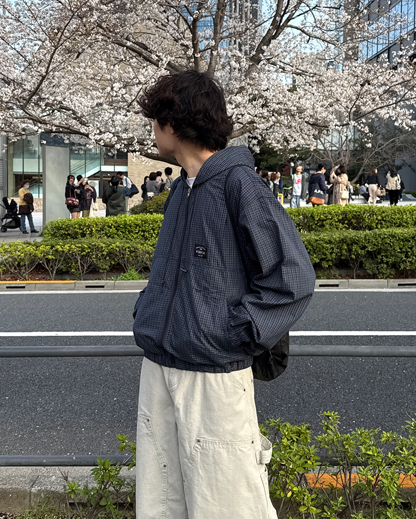 （ユニセックス）グラフチェックフードブルゾン