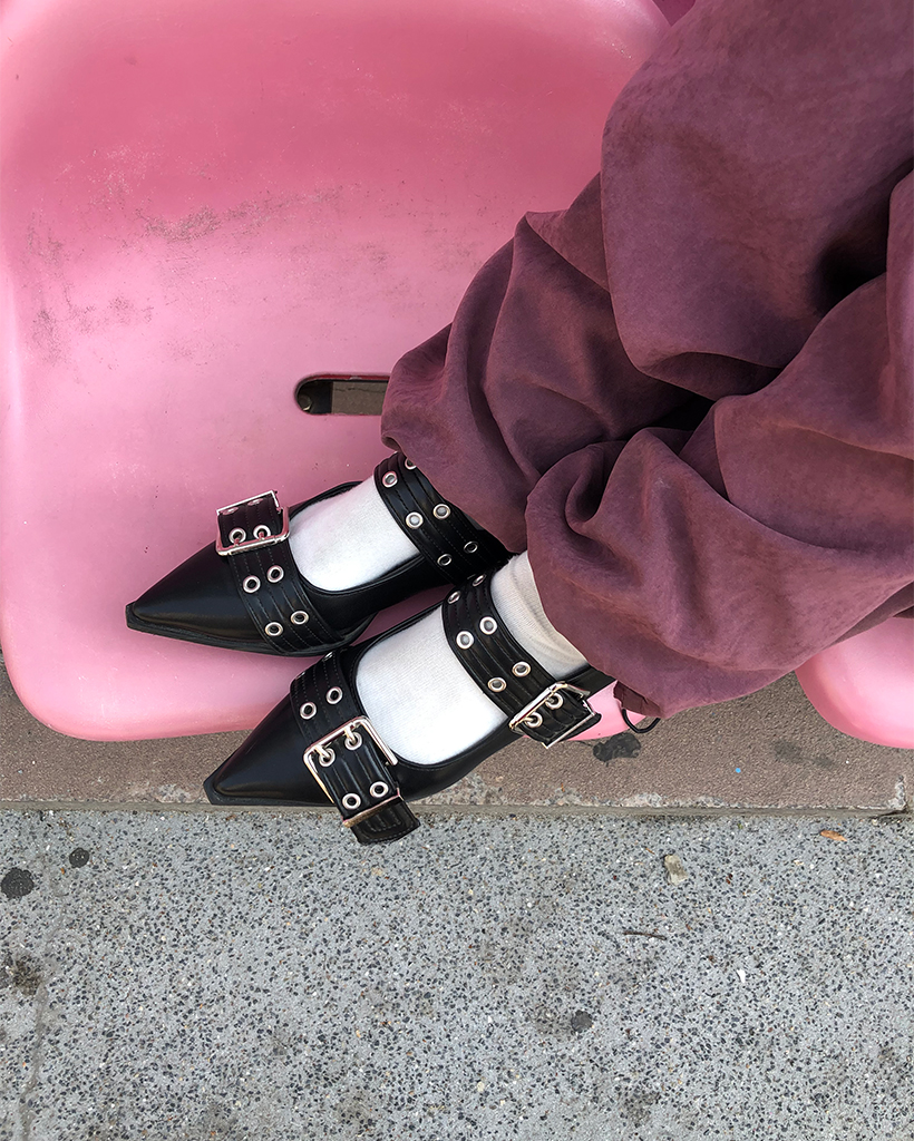 MSGM メタリックピンクポインテッドトゥフラットシューズ ベルトポインテッドフラットシューズ | ファッション通販サイト NUGU