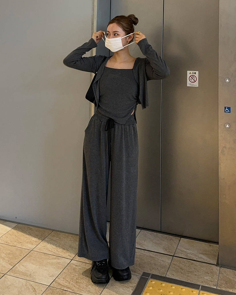 美品　TANGRAM×CLUBHAUS  アウターパンツ　セットアップ キャミxカーディガンxパンツセットアップ | ファッション通販