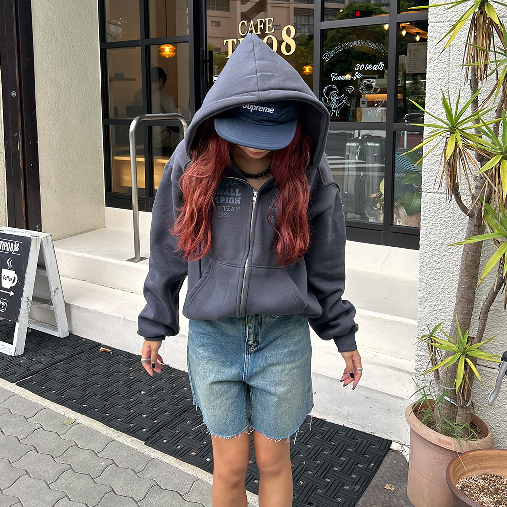 レタリングセミクロップドパーカー | ファッション通販サイト NUGU