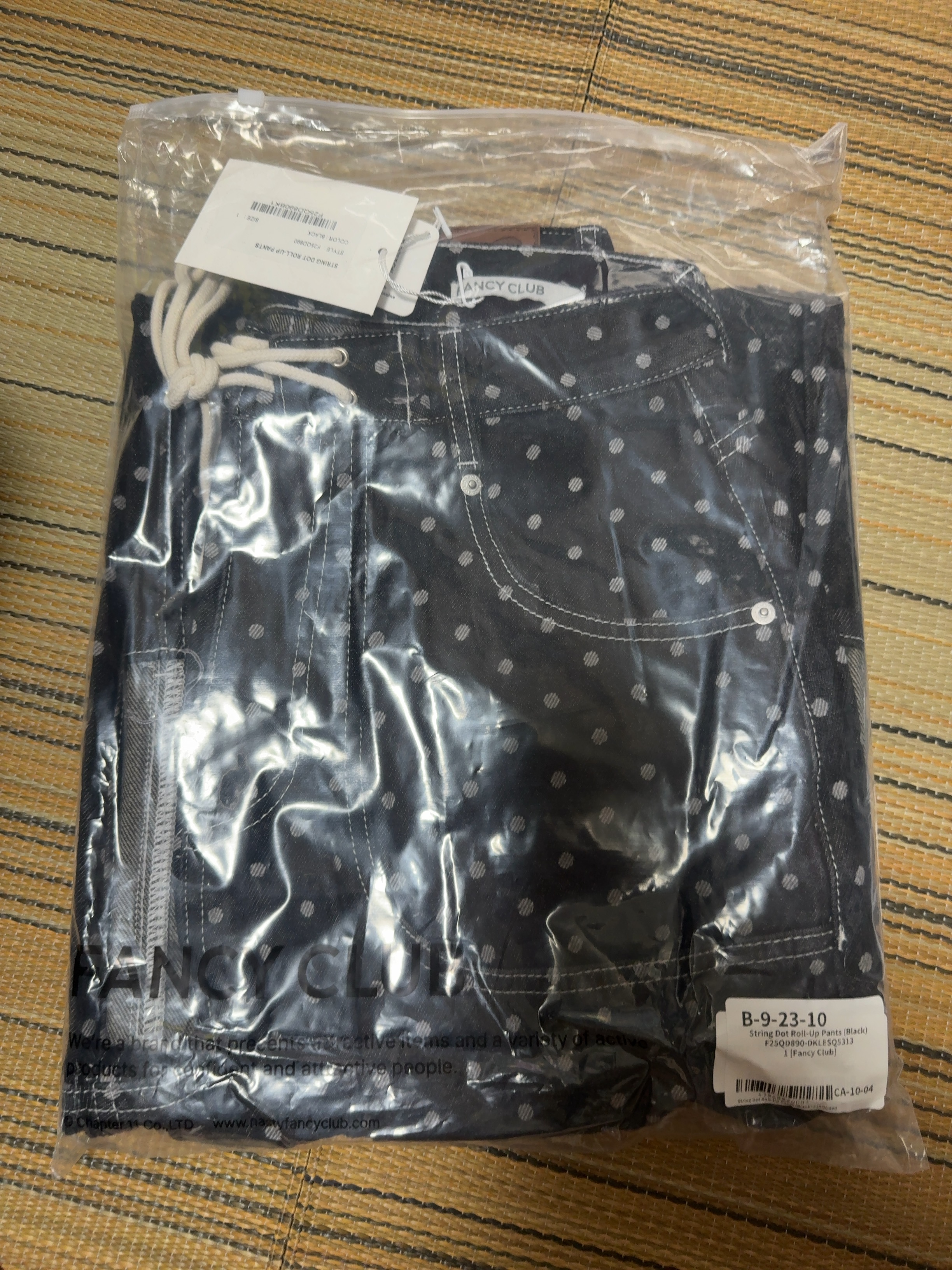 Influencer pick] String Dot Roll-Up Pants (Black) F25QD890