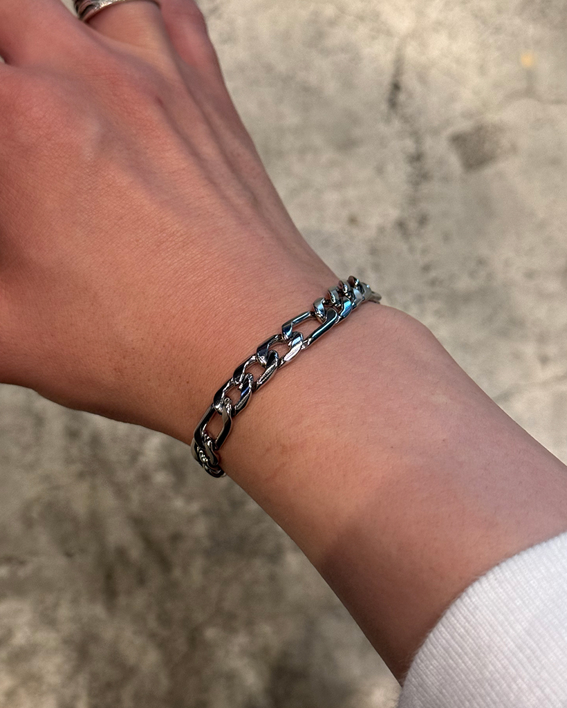 サージカルターラントチェーンブレスレット | ファッション通販