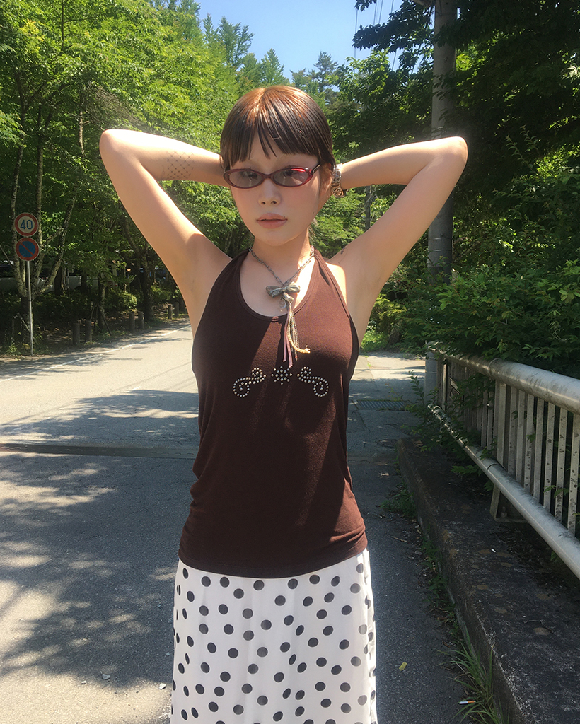 スタッズホルターネックタンクトップ | ファッション通販サイト NUGU